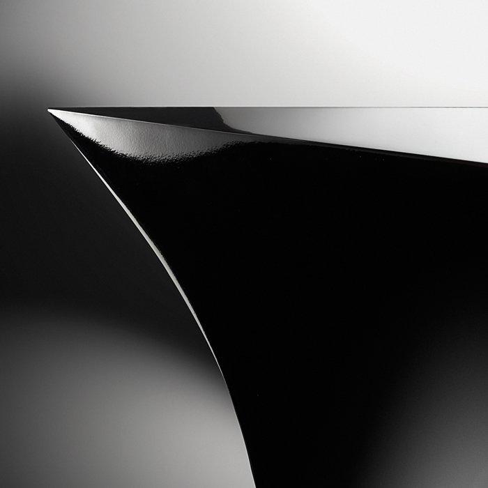 Multiprisma Vase + Table + Chair. Angioli Design Studio for COMOR - particolare